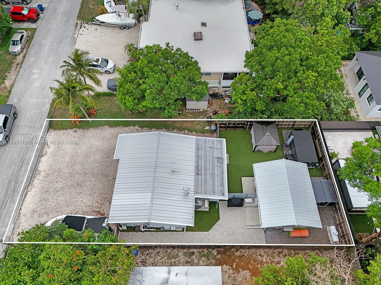 LARGO SOUND PARK - Residential Lease
