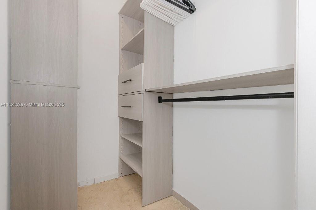 RONEY PALACE CONDO - Residential Lease