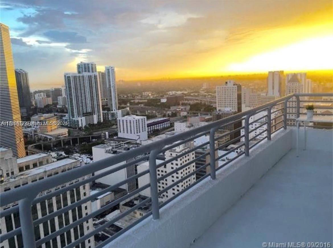 Rental Property at 133 Ne 2nd Ave 3302, Miami, Broward County, Florida - Bedrooms: 2 
Bathrooms: 2  - $3,320 MO.