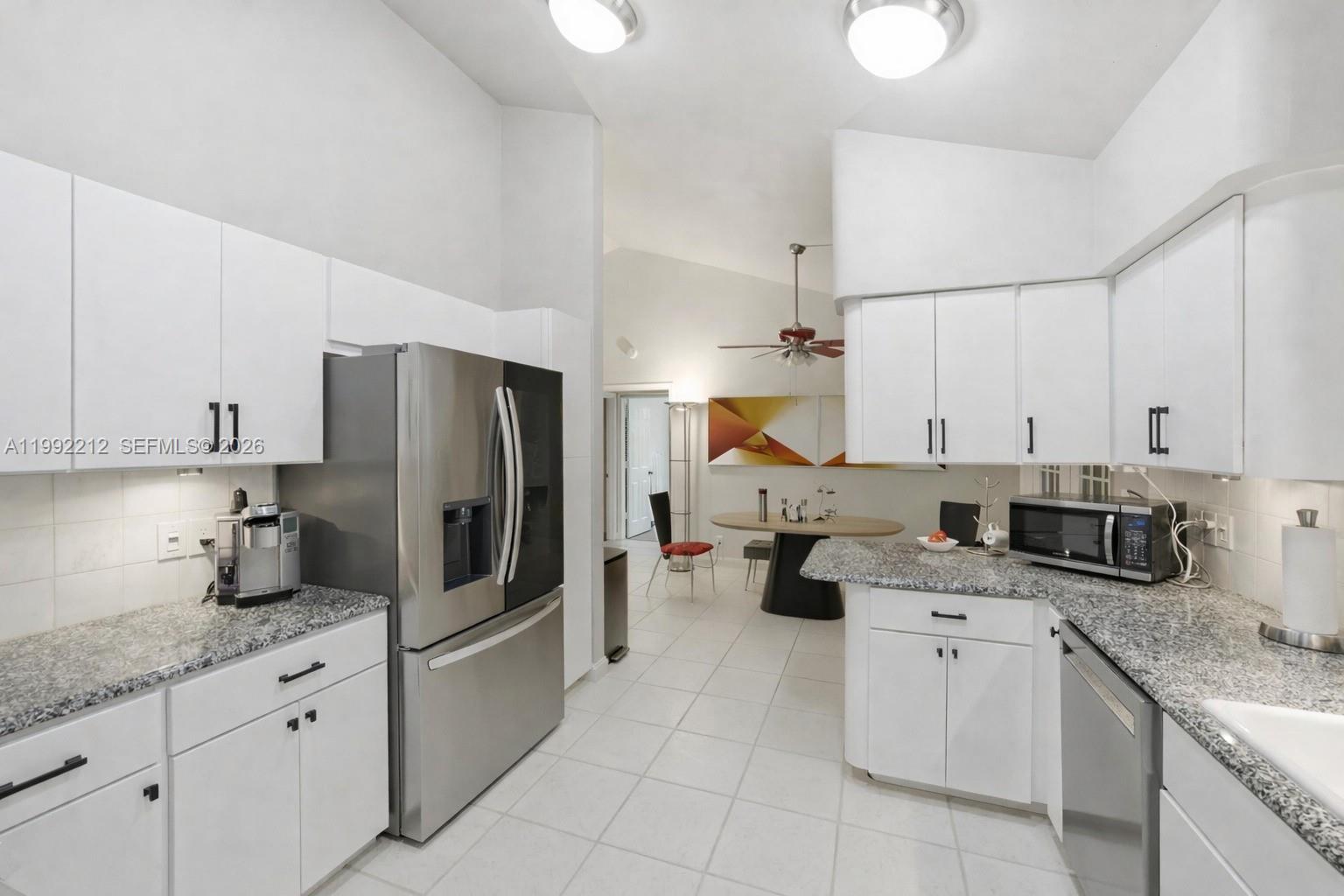 SHORES 1 - Residential