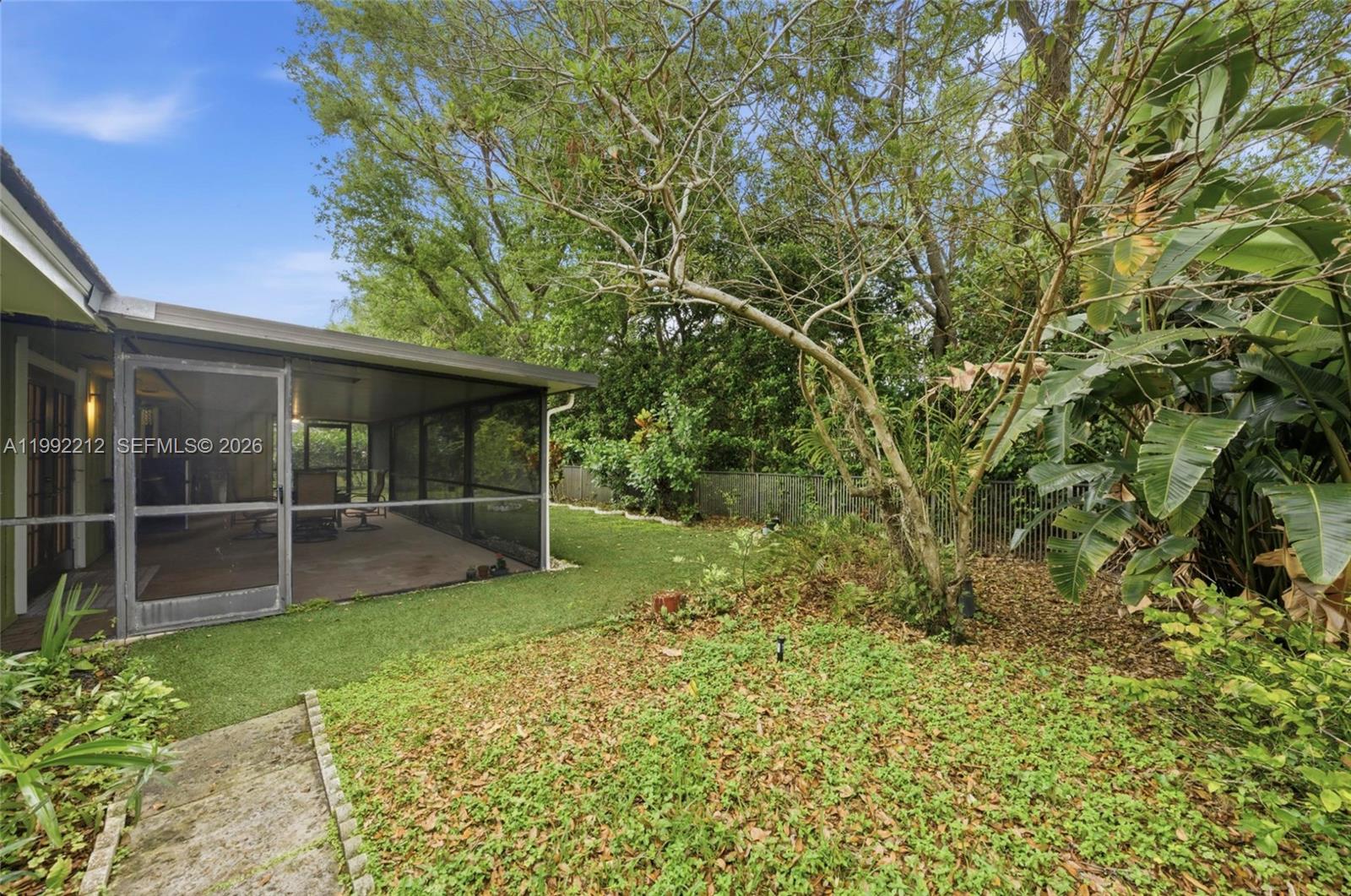 SHORES 1 - Residential