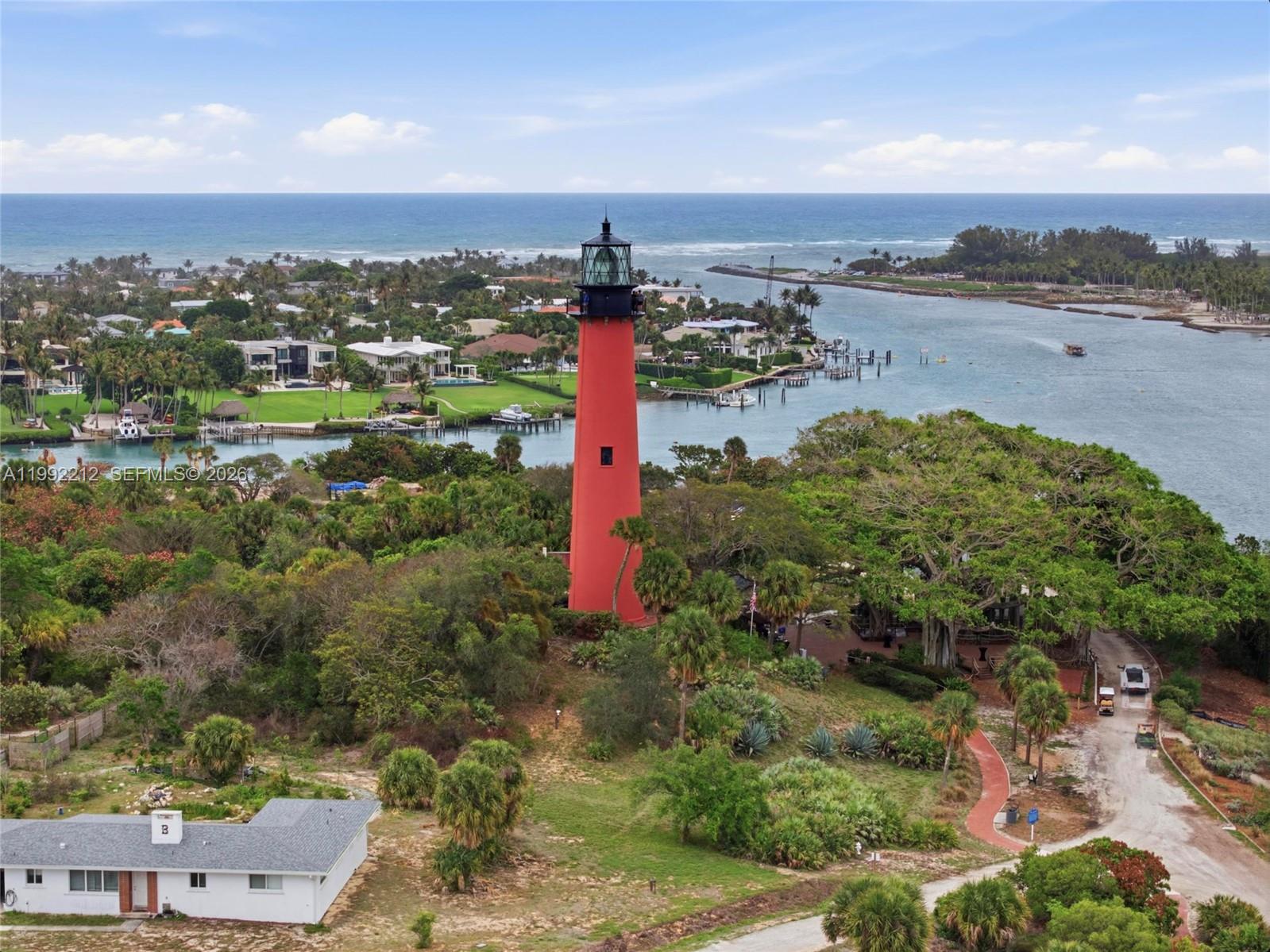 SHORES 1 - Residential