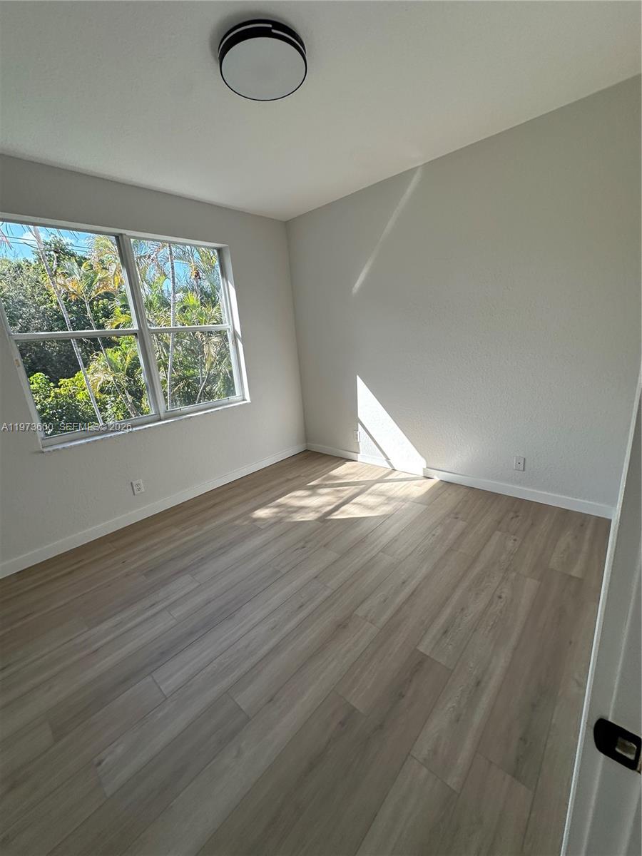 MAPLE RIDGE - Residential