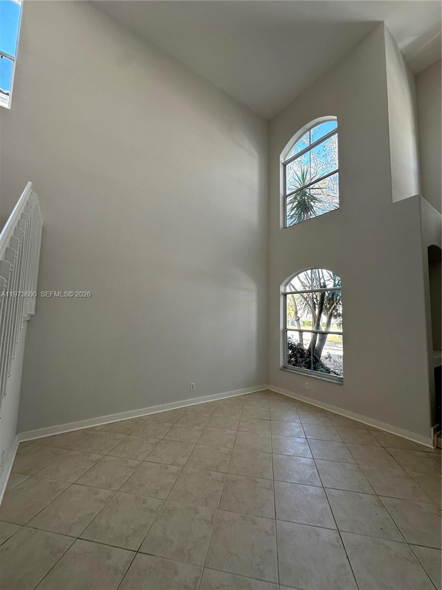 MAPLE RIDGE - Residential