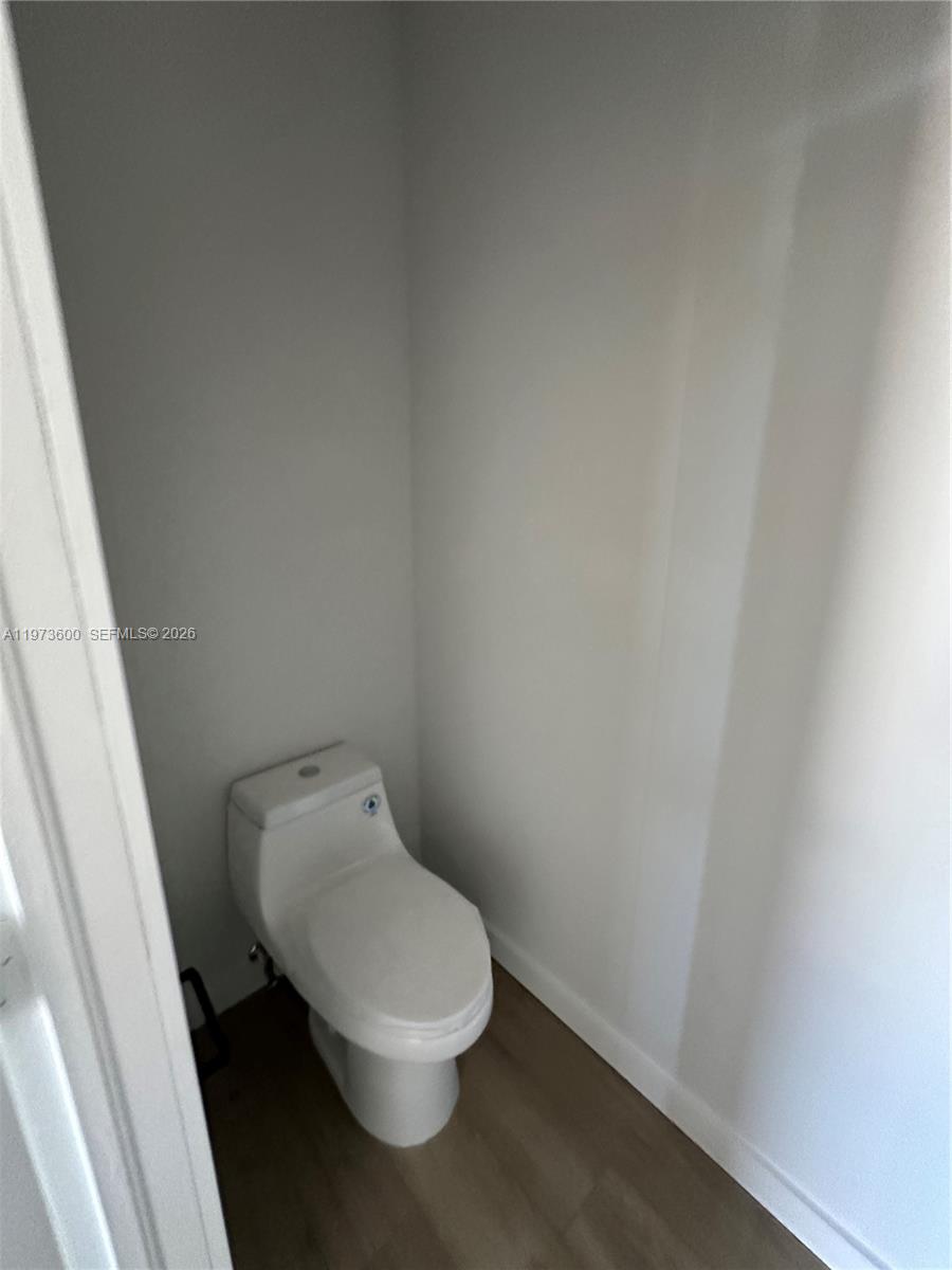 MAPLE RIDGE - Residential