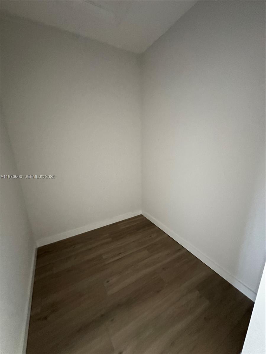 MAPLE RIDGE - Residential