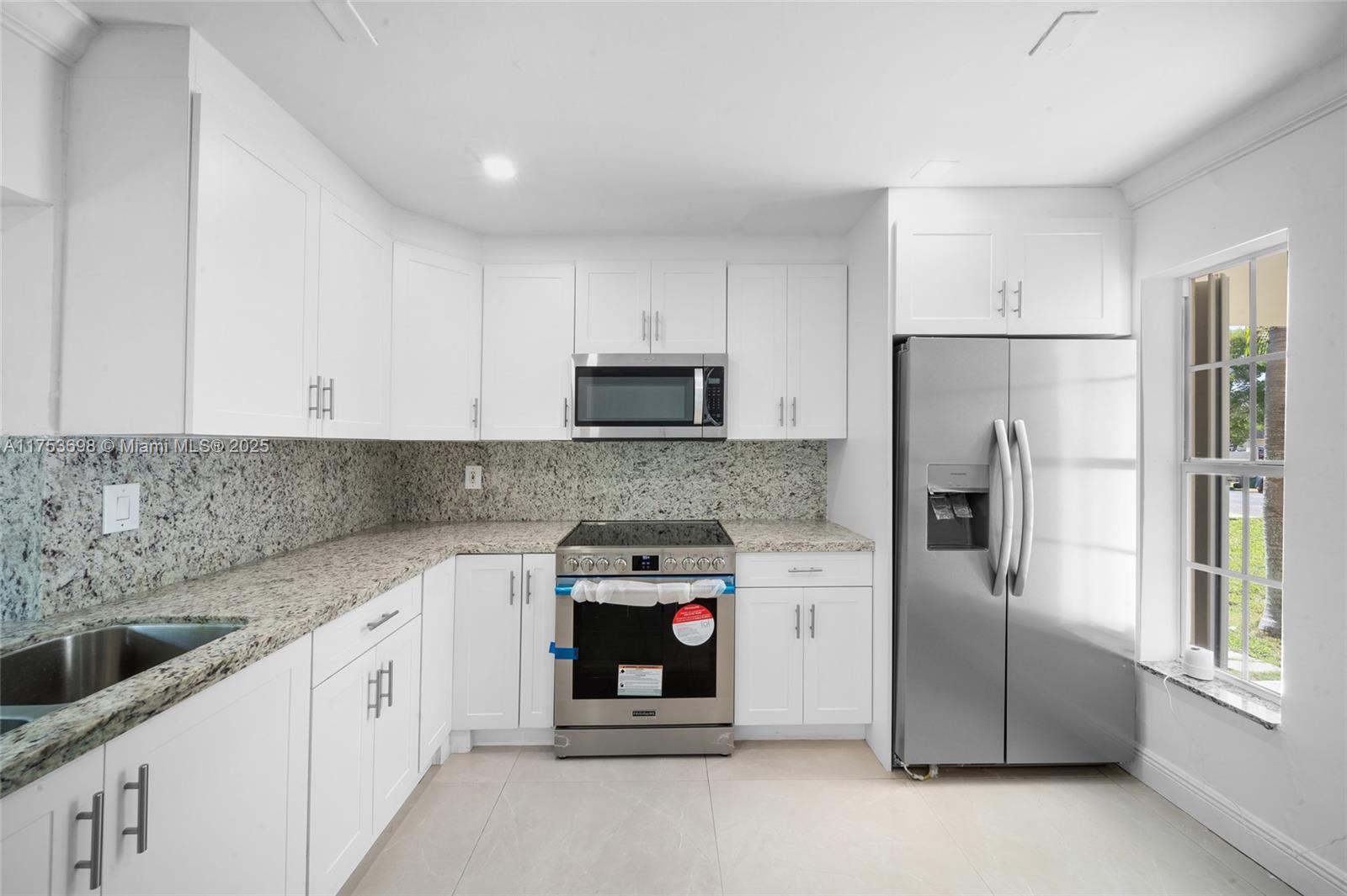 GREEN HILLS PARK WEST NO - Residential