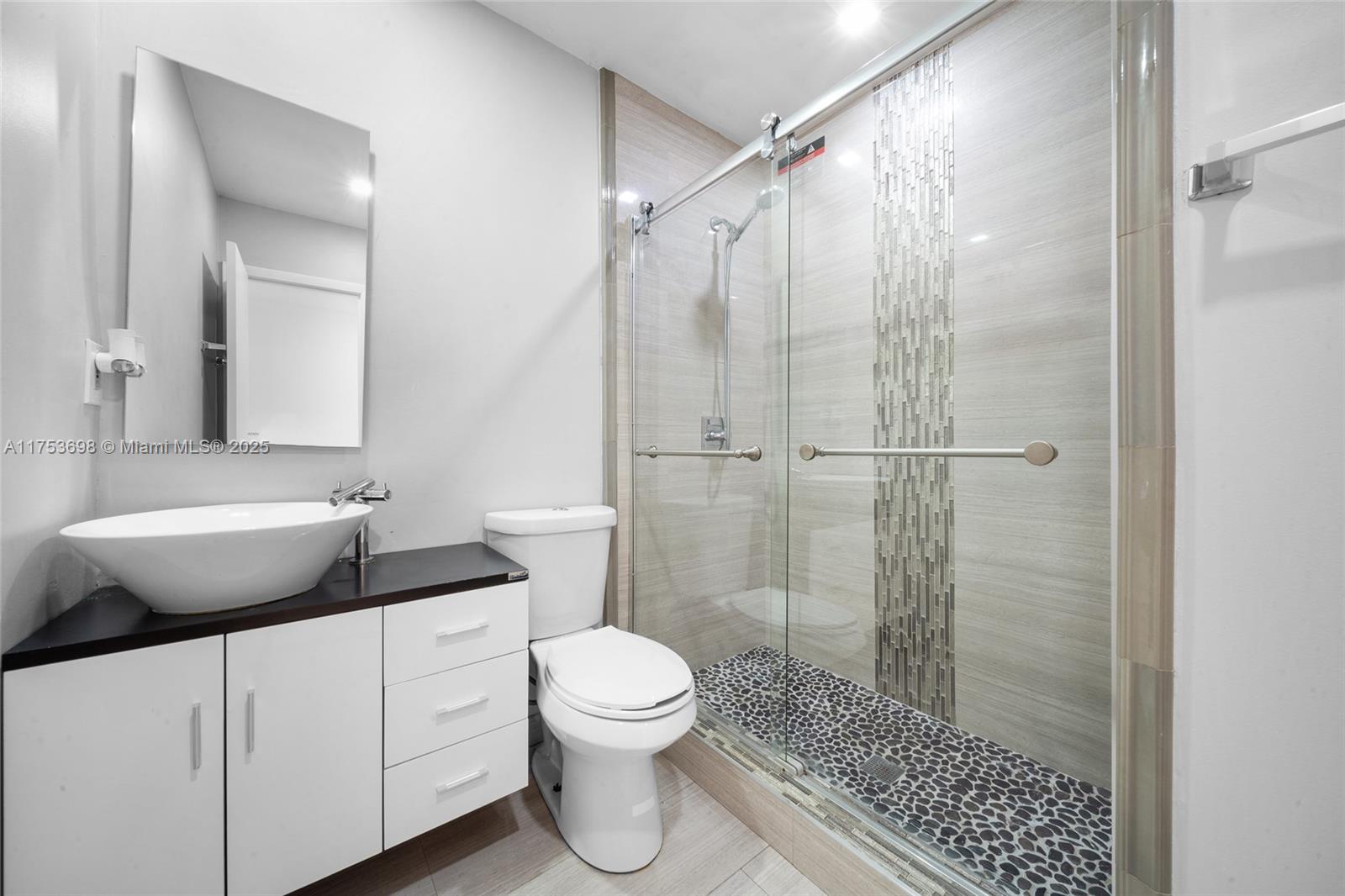 GREEN HILLS PARK WEST NO - Residential