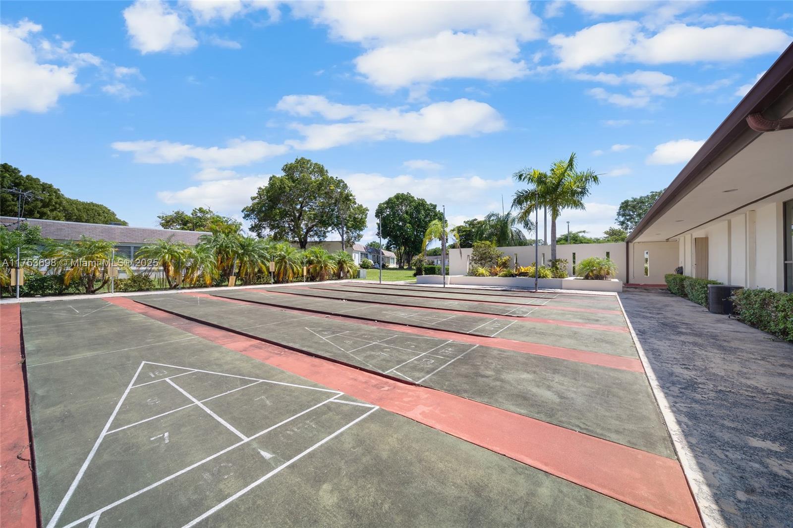 GREEN HILLS PARK WEST NO - Residential