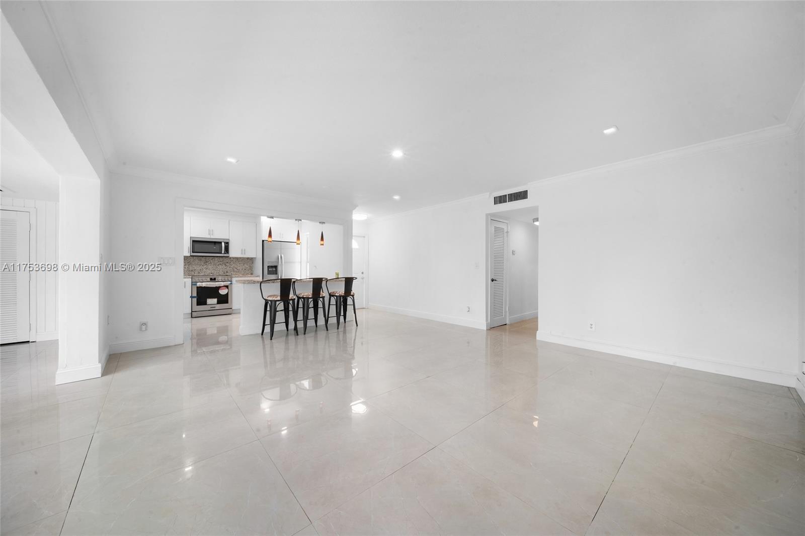 GREEN HILLS PARK WEST NO - Residential