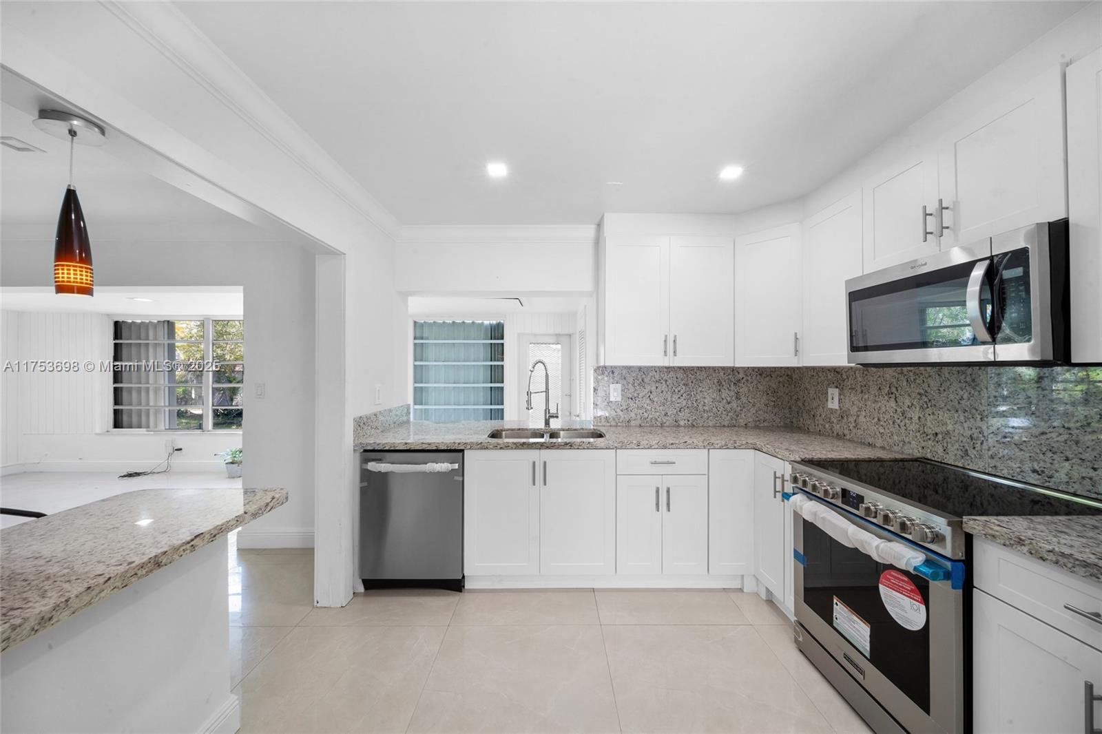 GREEN HILLS PARK WEST NO - Residential