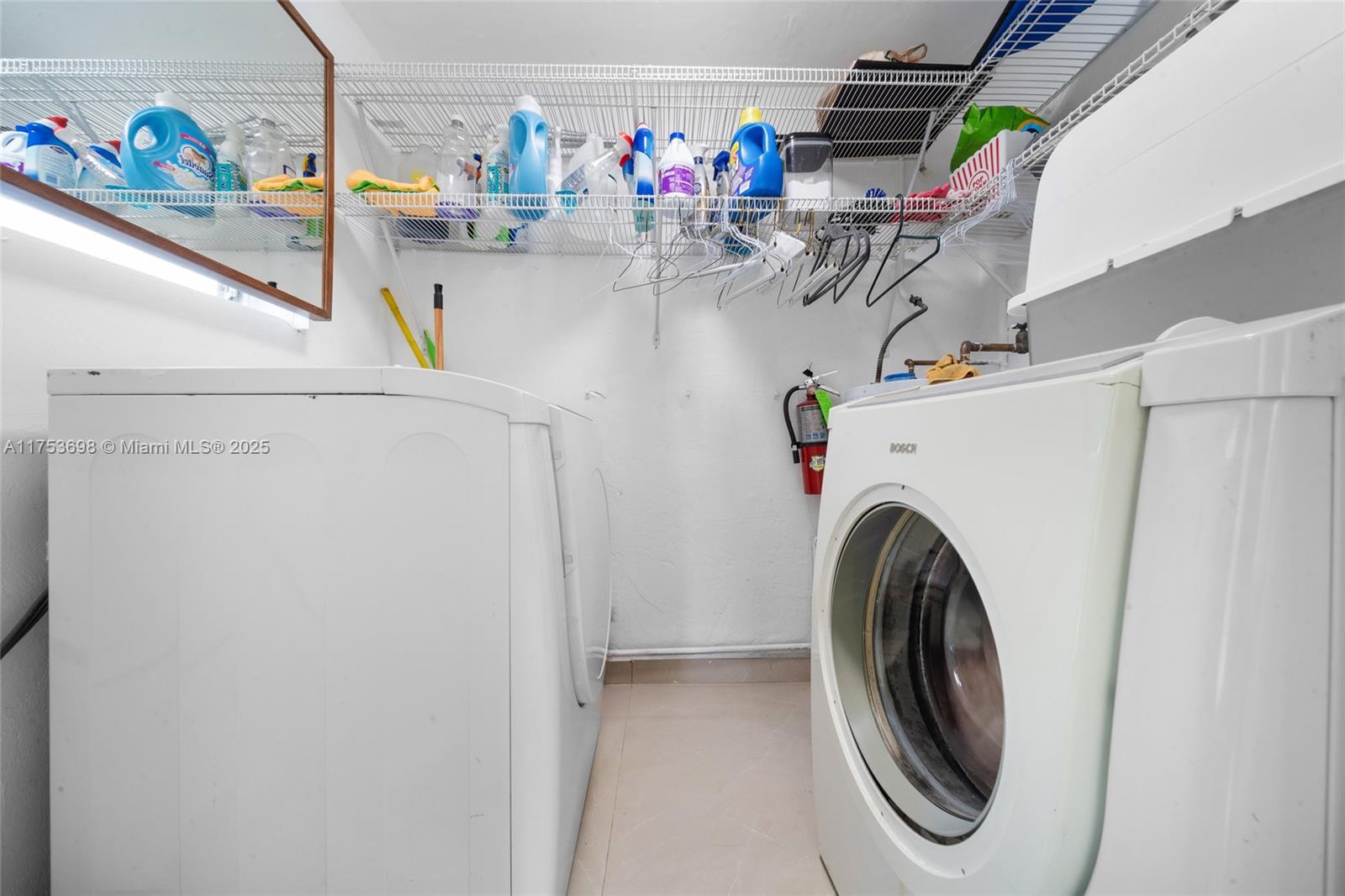 GREEN HILLS PARK WEST NO - Residential