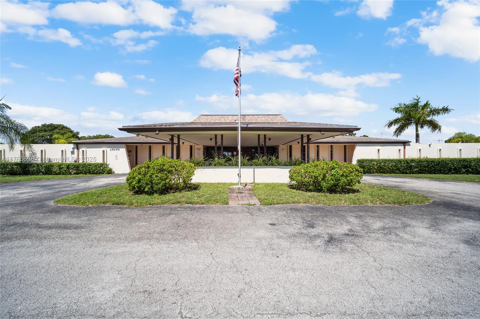 GREEN HILLS PARK WEST NO - Residential