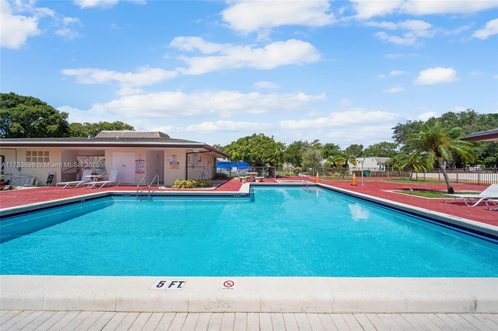 GREEN HILLS PARK WEST NO - Residential