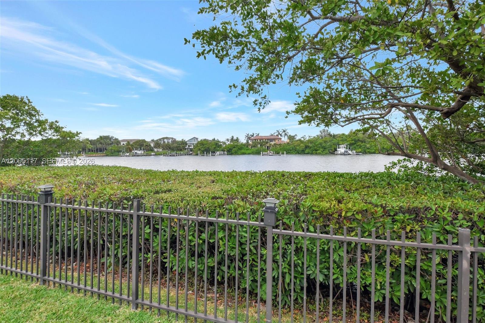SOUTHGATE CONDO - Residential