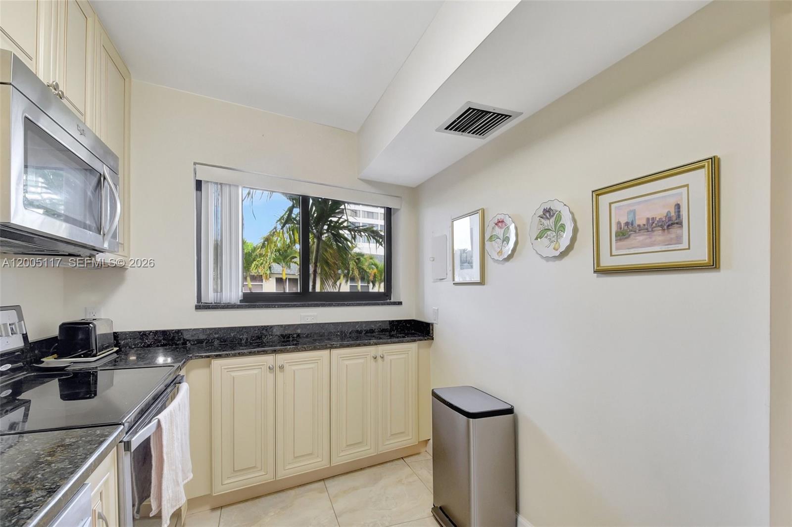 SOUTHGATE CONDO - Residential