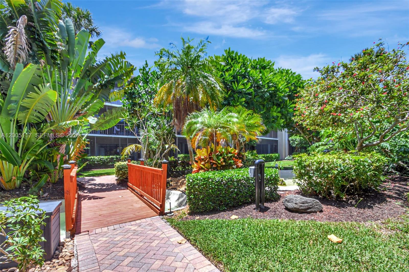 SOUTHGATE CONDO - Residential