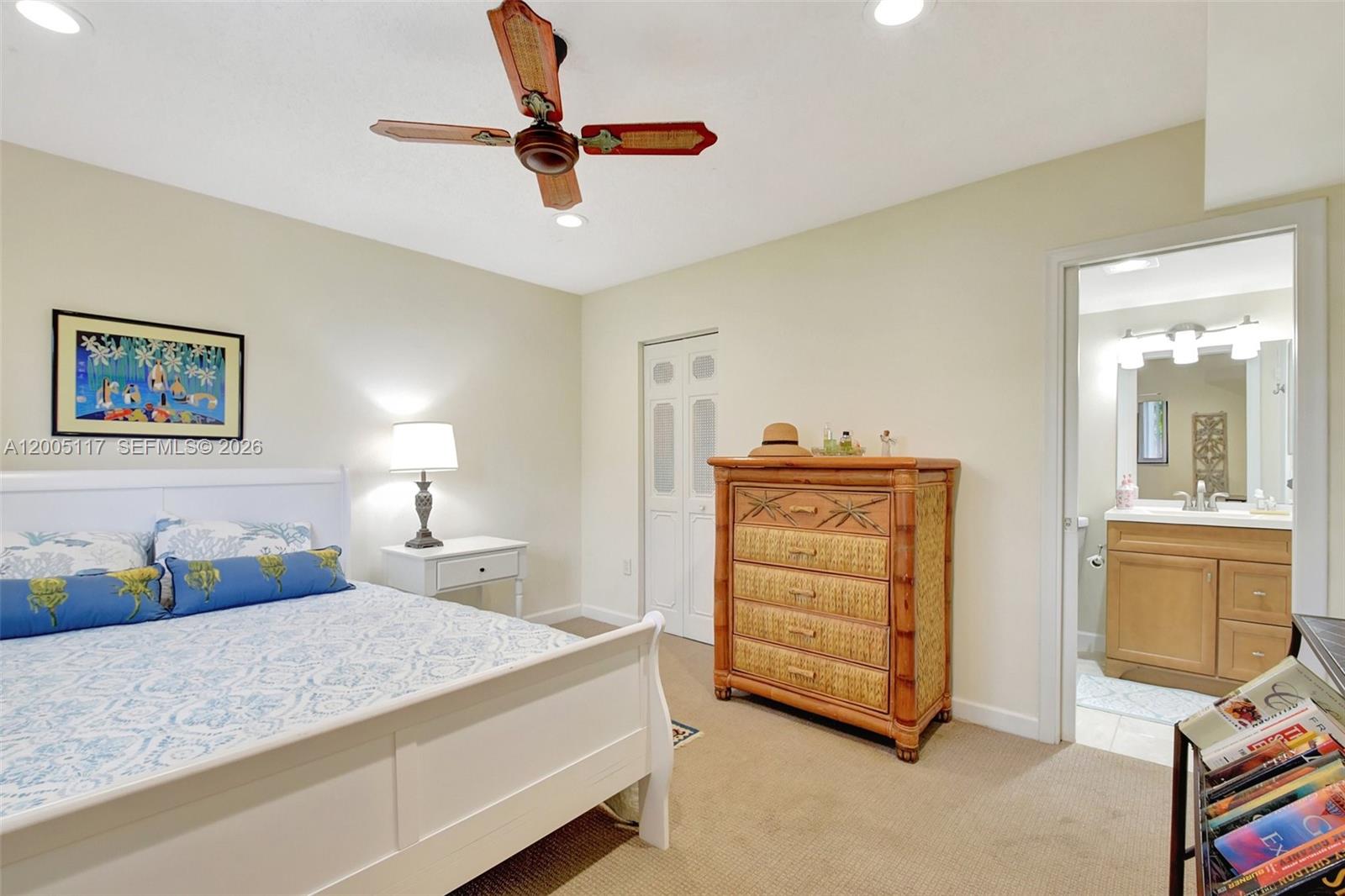 SOUTHGATE CONDO - Residential