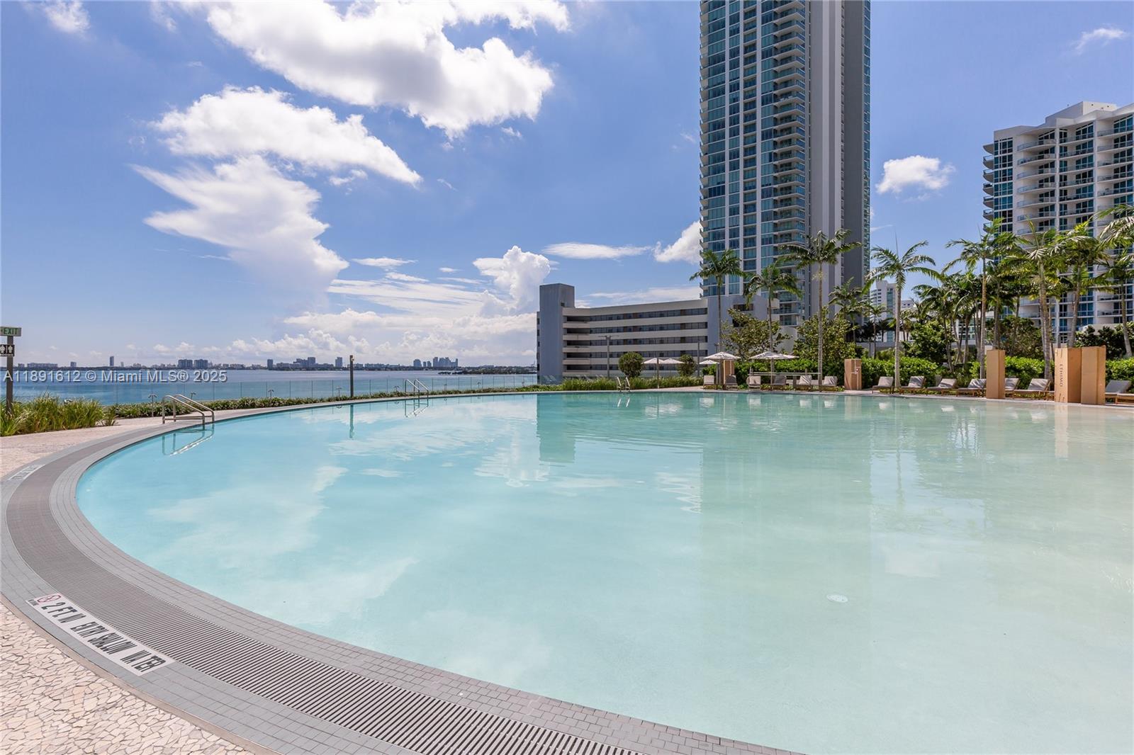 PARAISO BAY CONDO - Residential Lease
