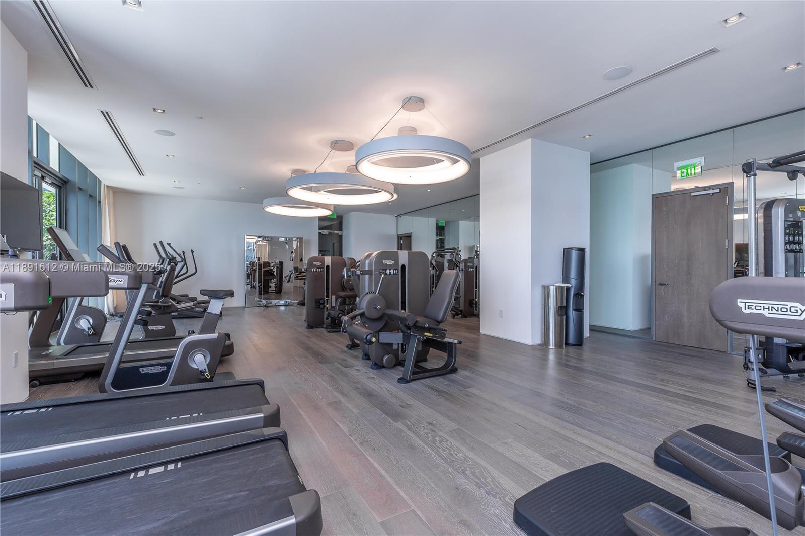 PARAISO BAY CONDO - Residential Lease