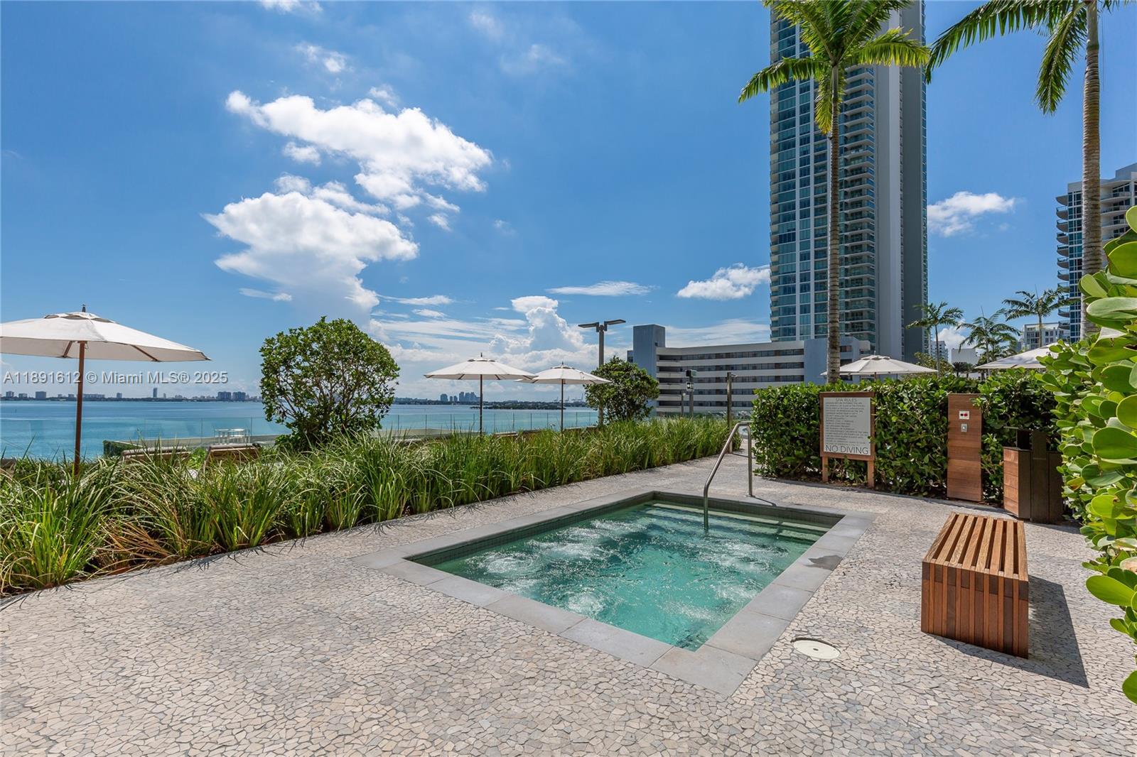 PARAISO BAY CONDO - Residential Lease