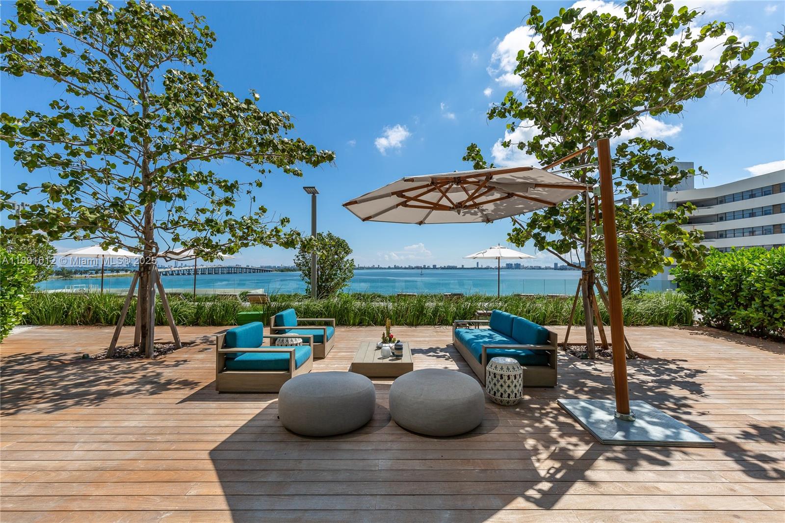 PARAISO BAY CONDO - Residential Lease