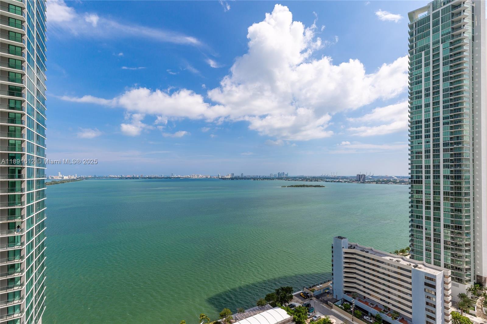 PARAISO BAY CONDO - Residential Lease