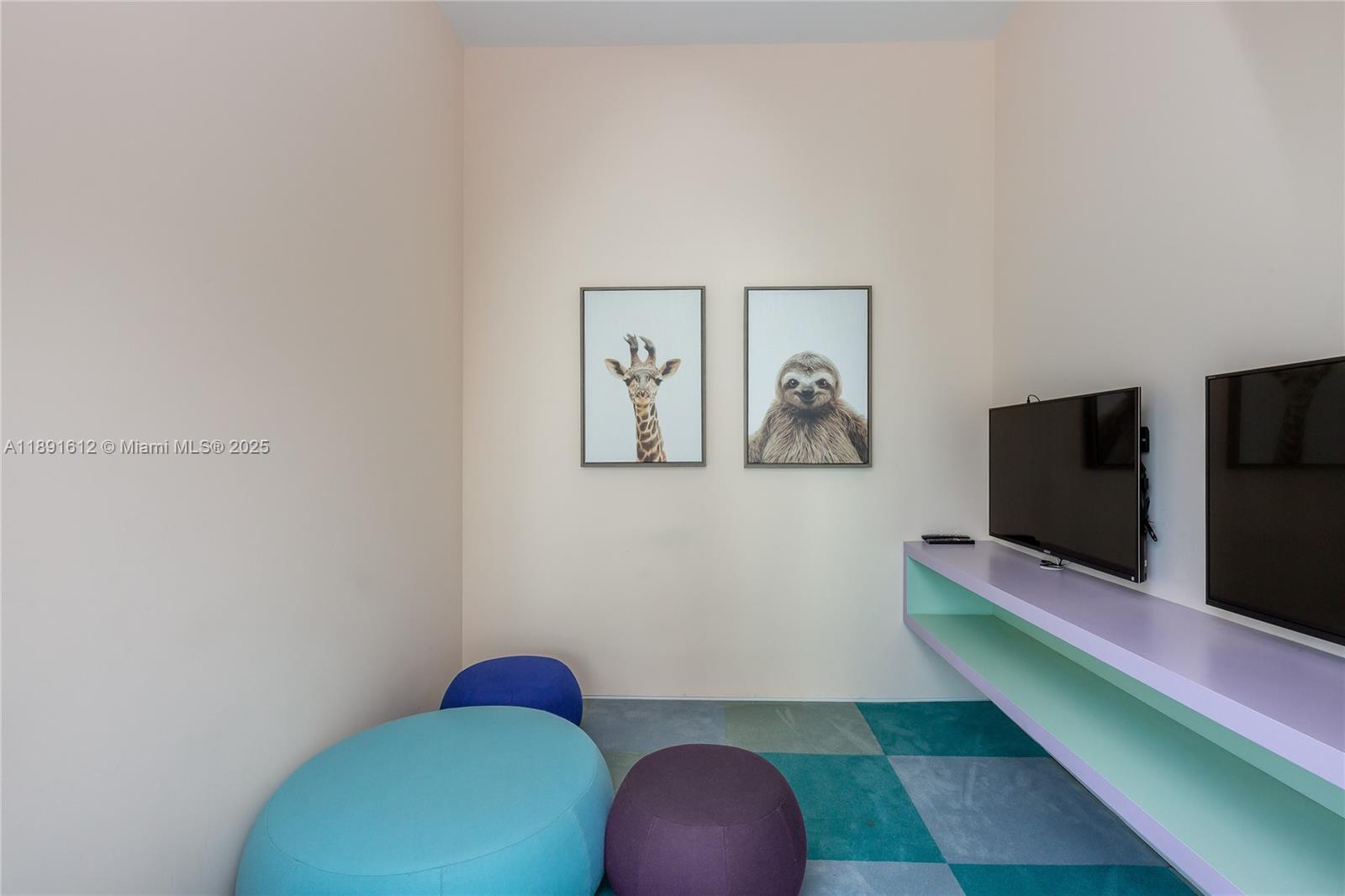 PARAISO BAY CONDO - Residential Lease