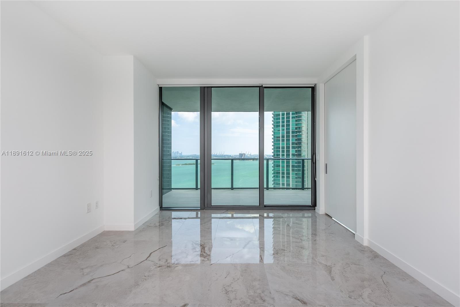 PARAISO BAY CONDO - Residential Lease