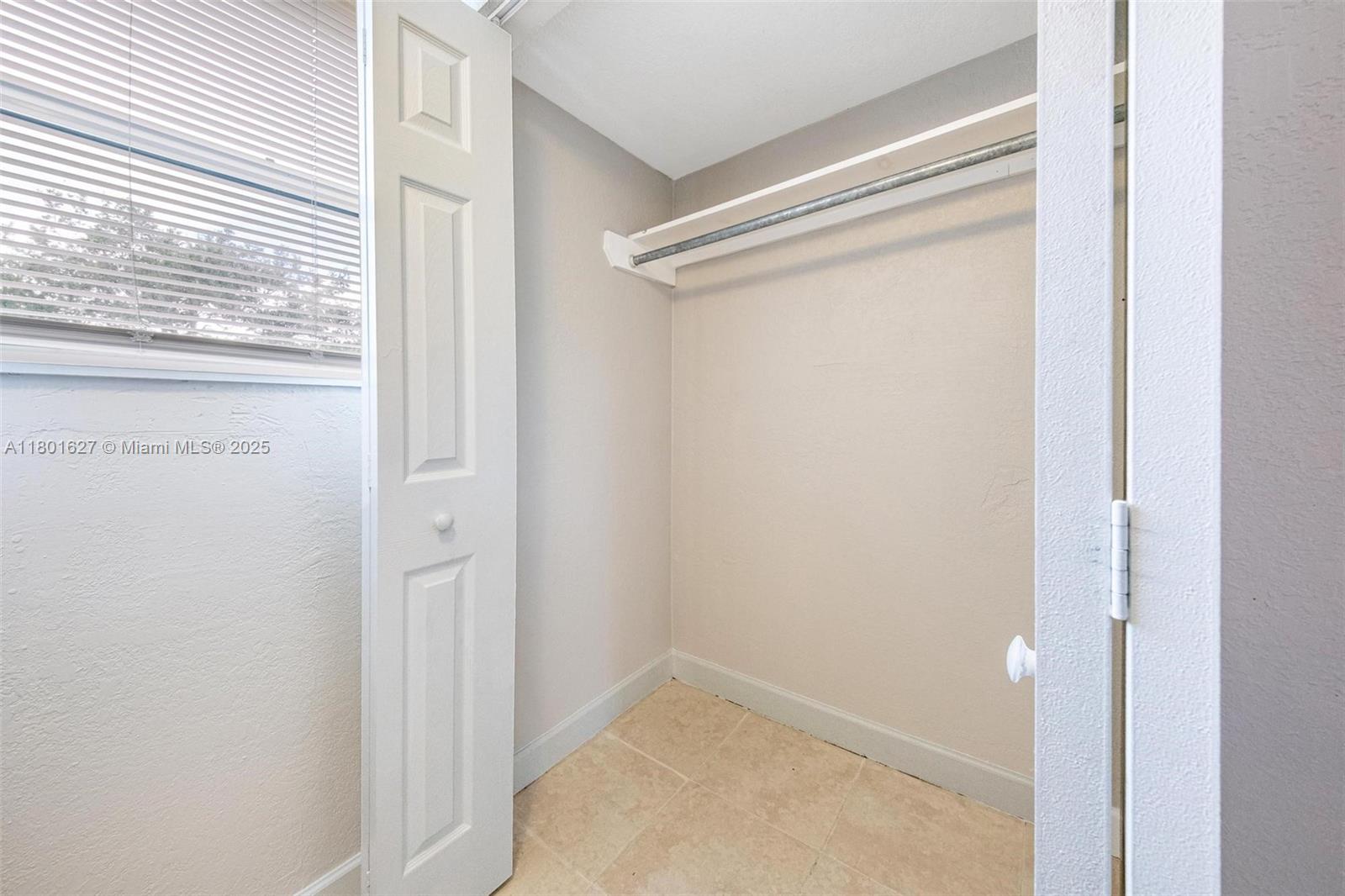 IVES ESTATES SEC 1 - Residential