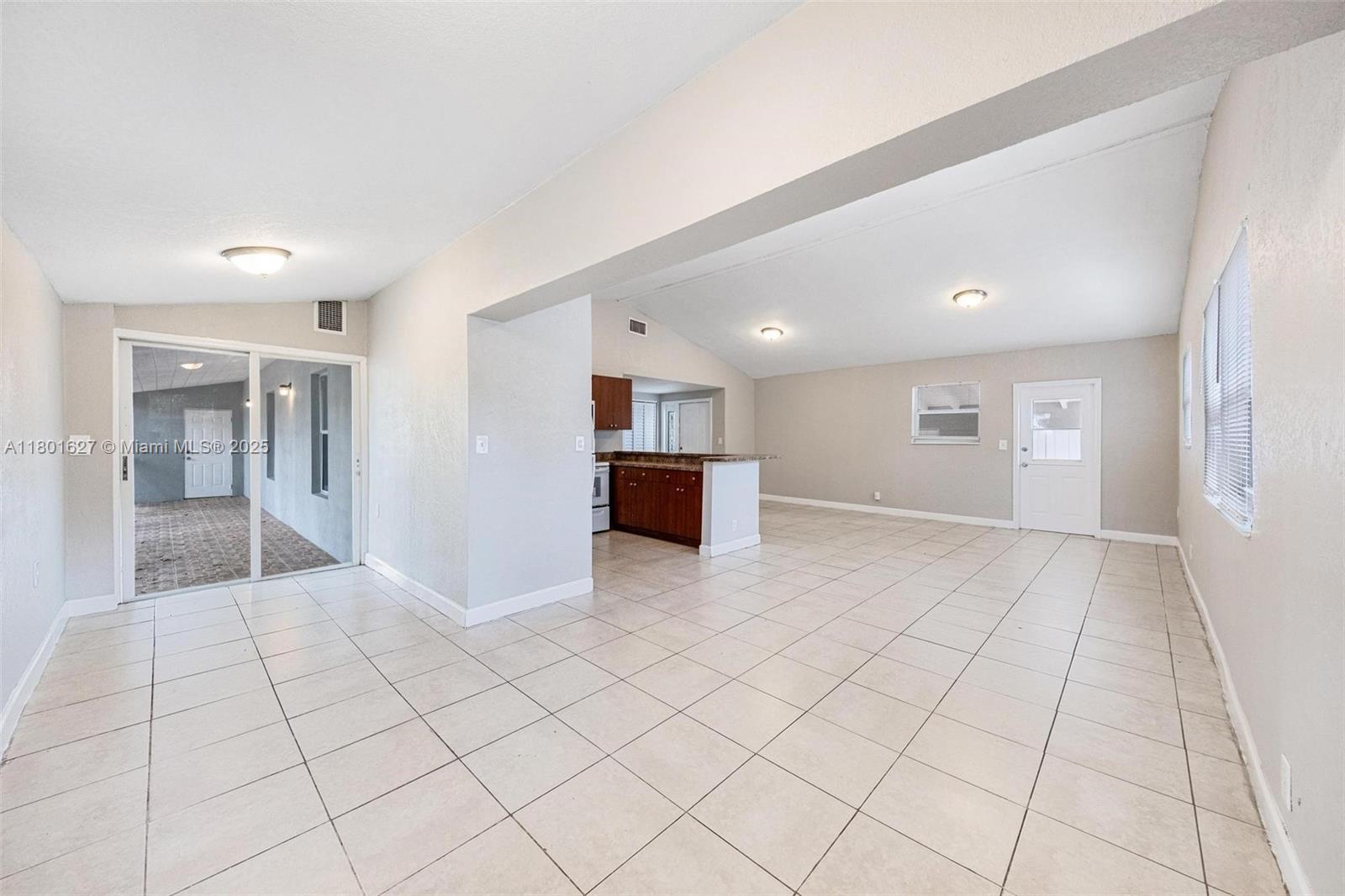 IVES ESTATES SEC 1 - Residential