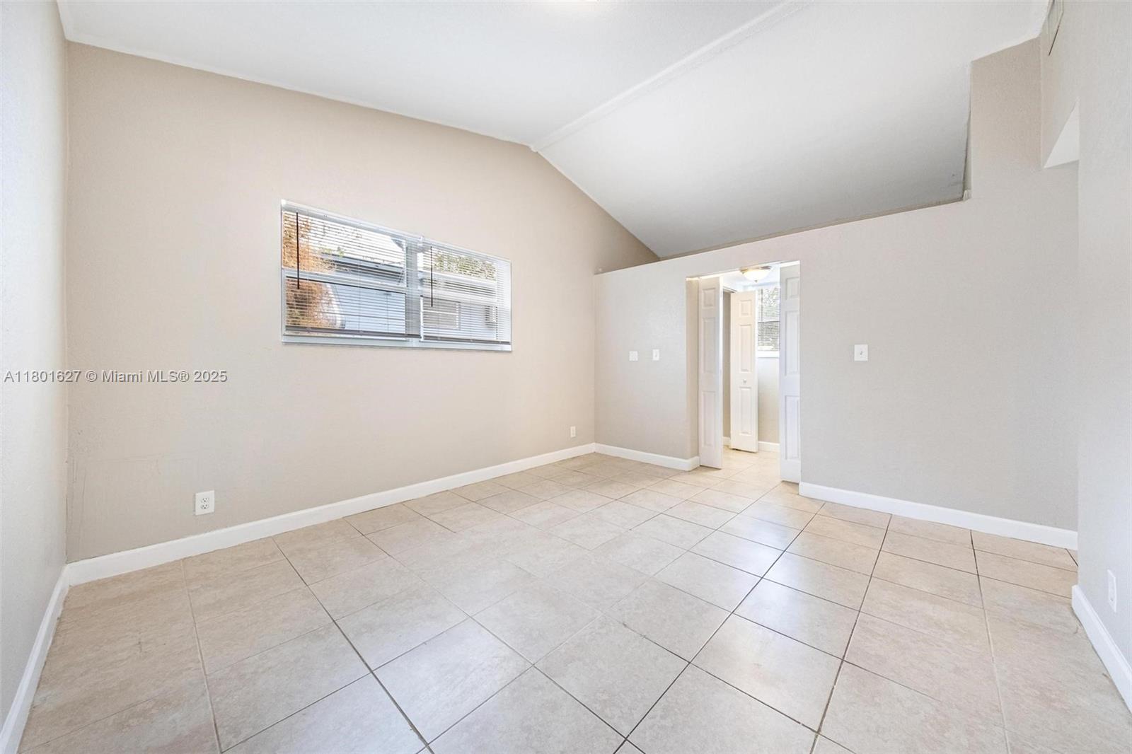 IVES ESTATES SEC 1 - Residential