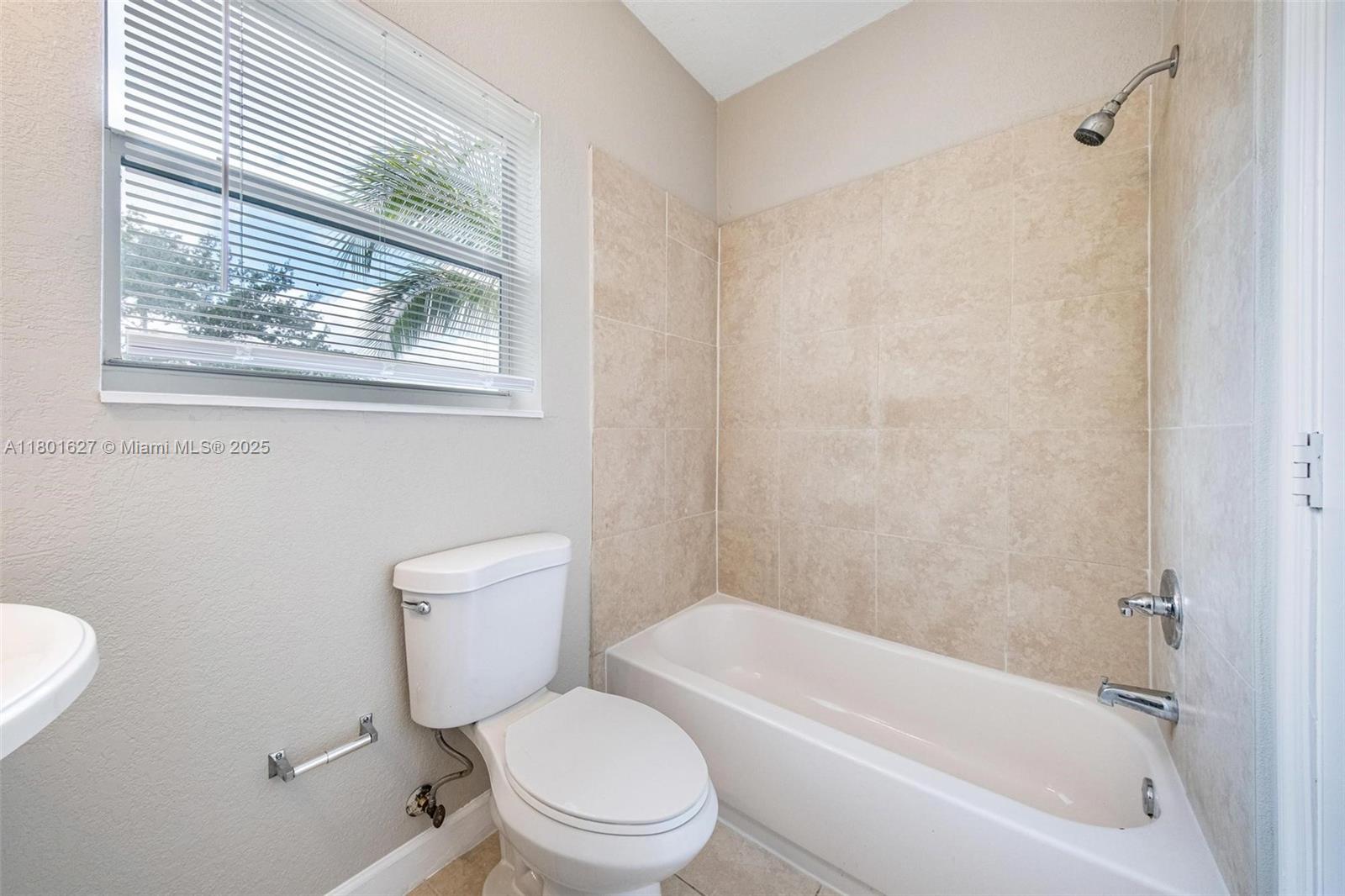 IVES ESTATES SEC 1 - Residential