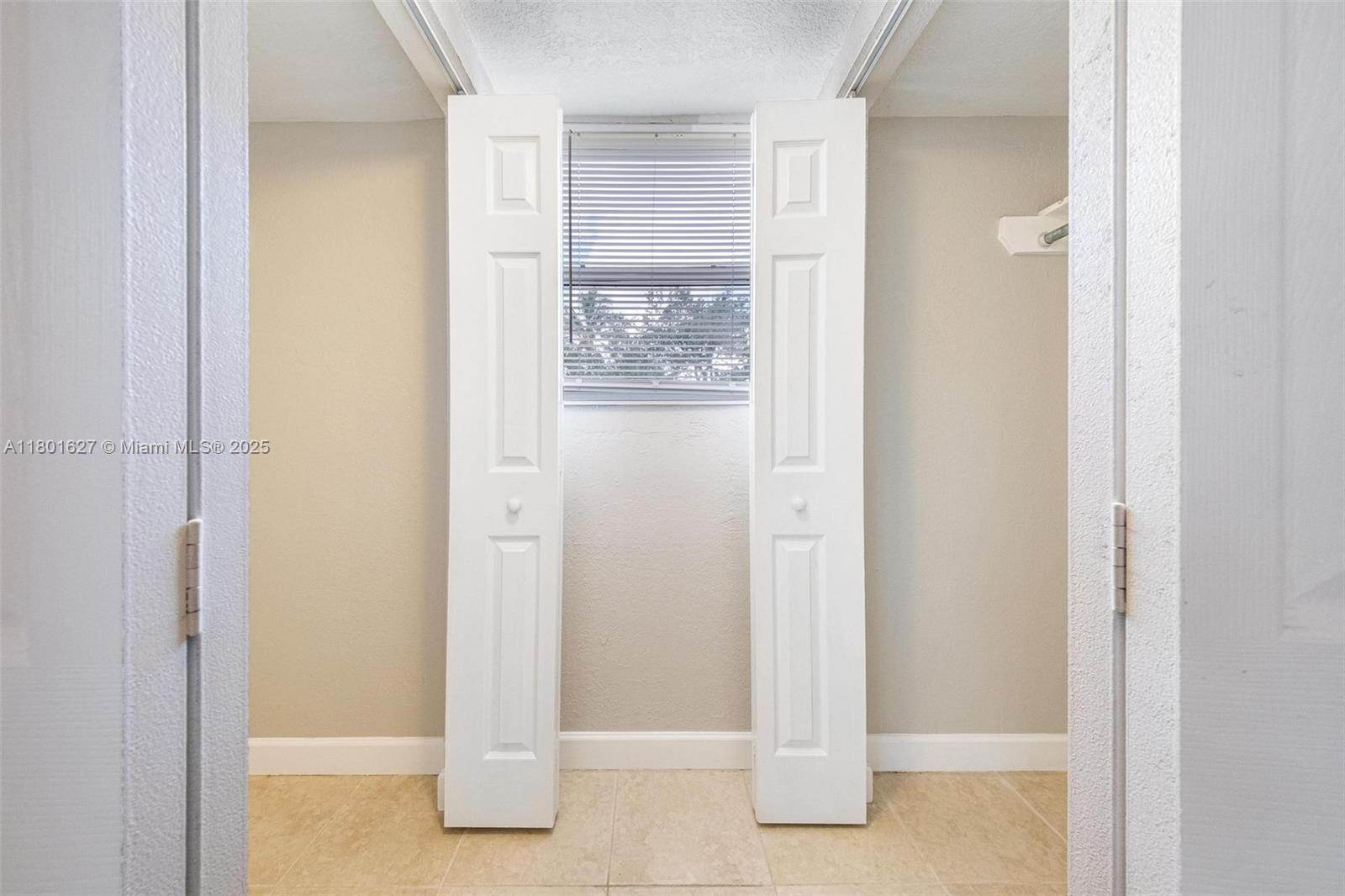 IVES ESTATES SEC 1 - Residential