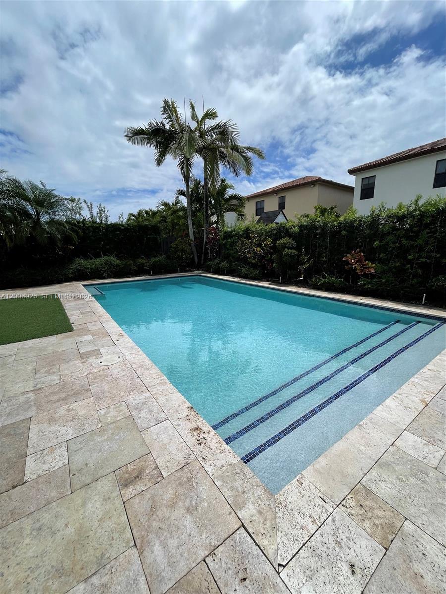 ISLES AT GRAND BAY - Residential