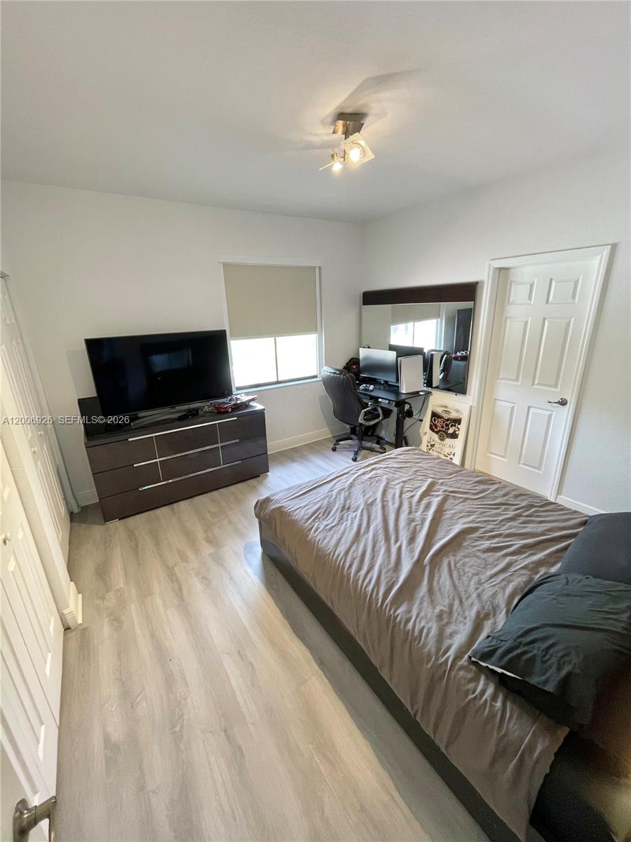 ISLES AT GRAND BAY - Residential