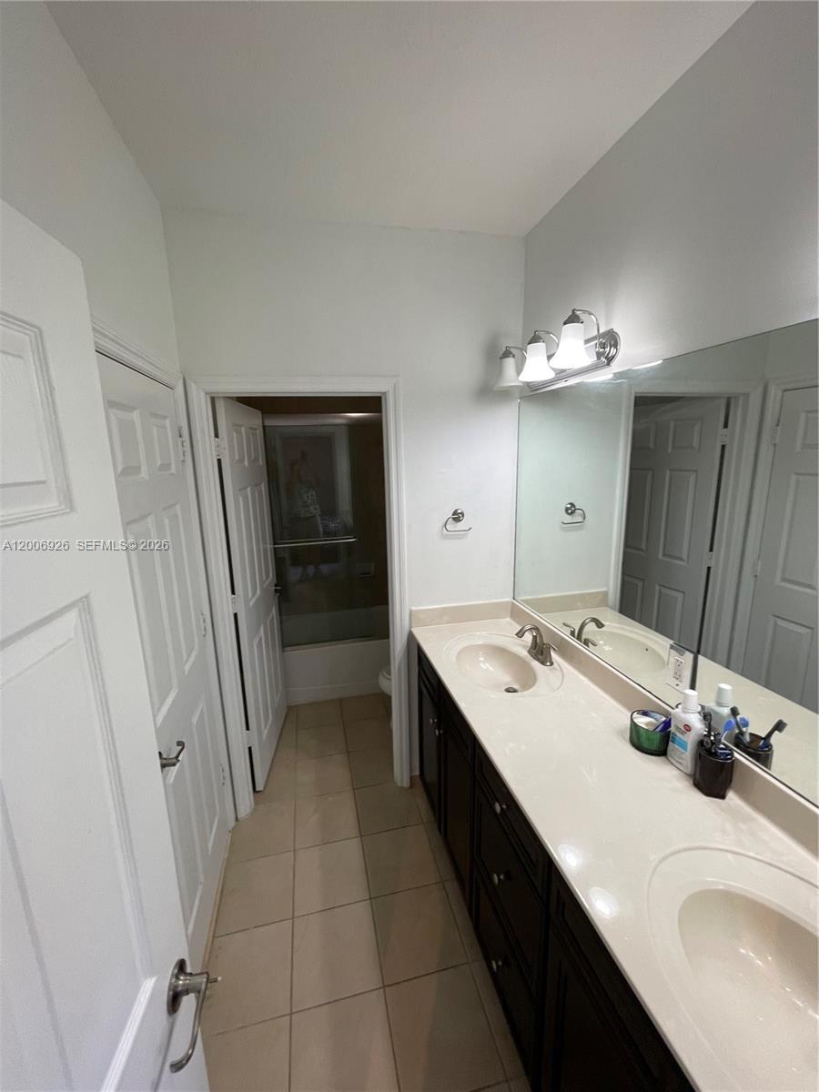 ISLES AT GRAND BAY - Residential