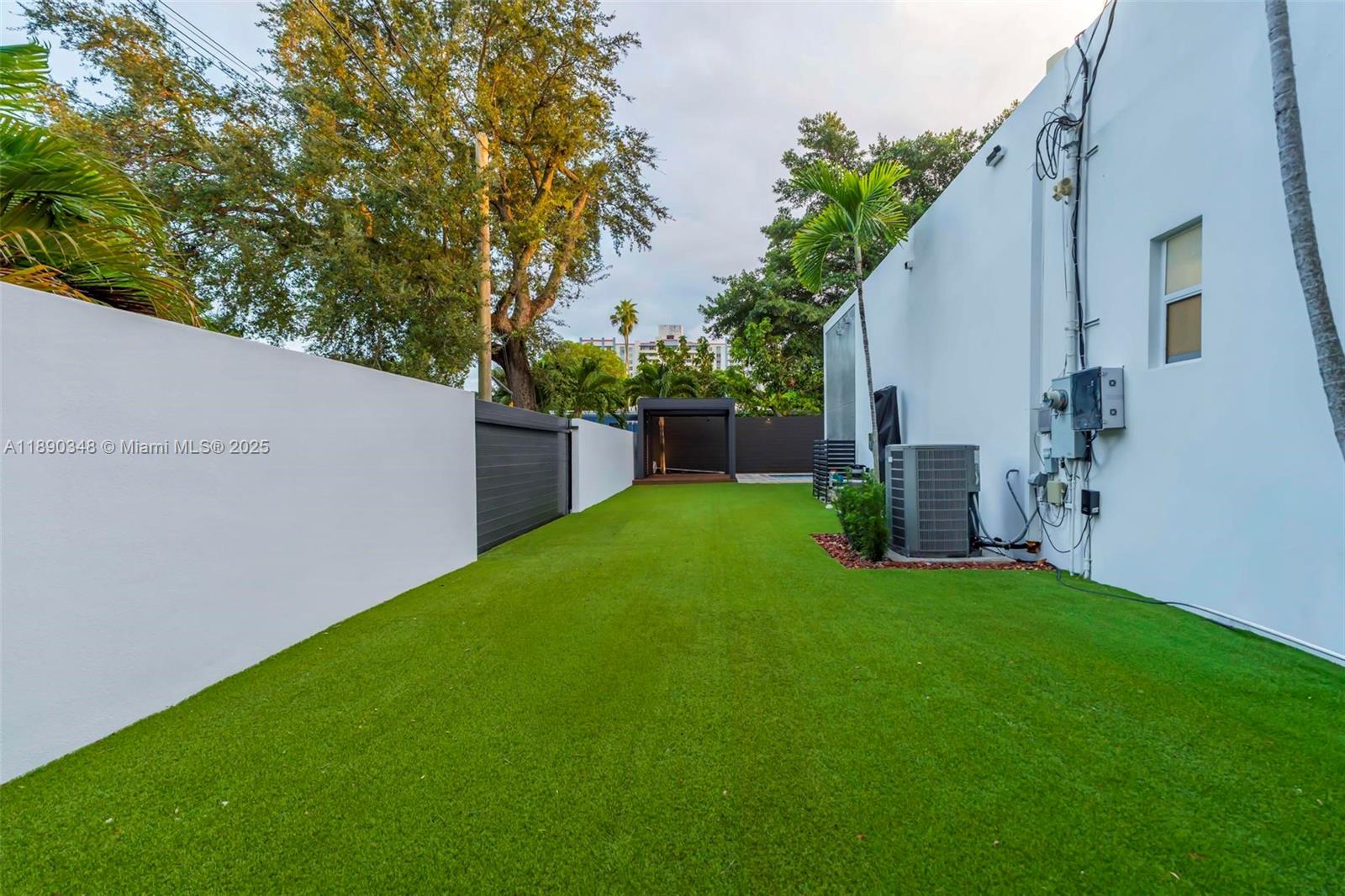 PARKDALE - Residential