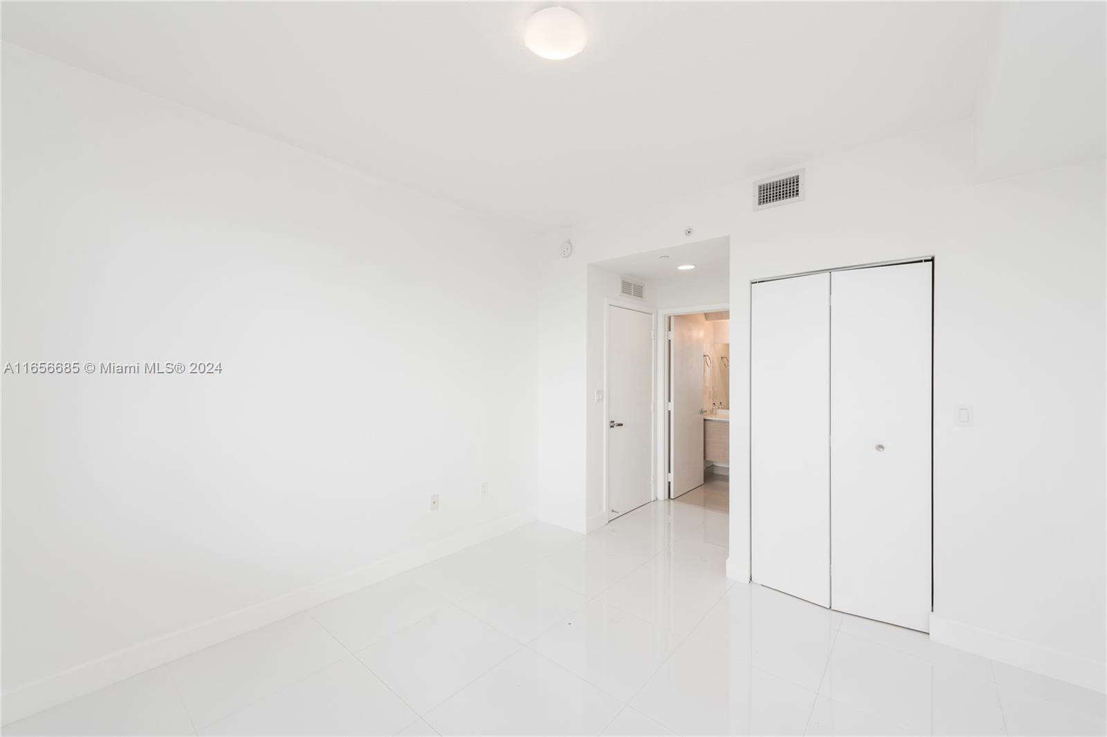 BAYHOUSE RESIDENCE - Residential Lease