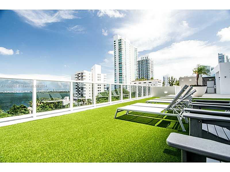 BAYHOUSE RESIDENCE - Residential Lease