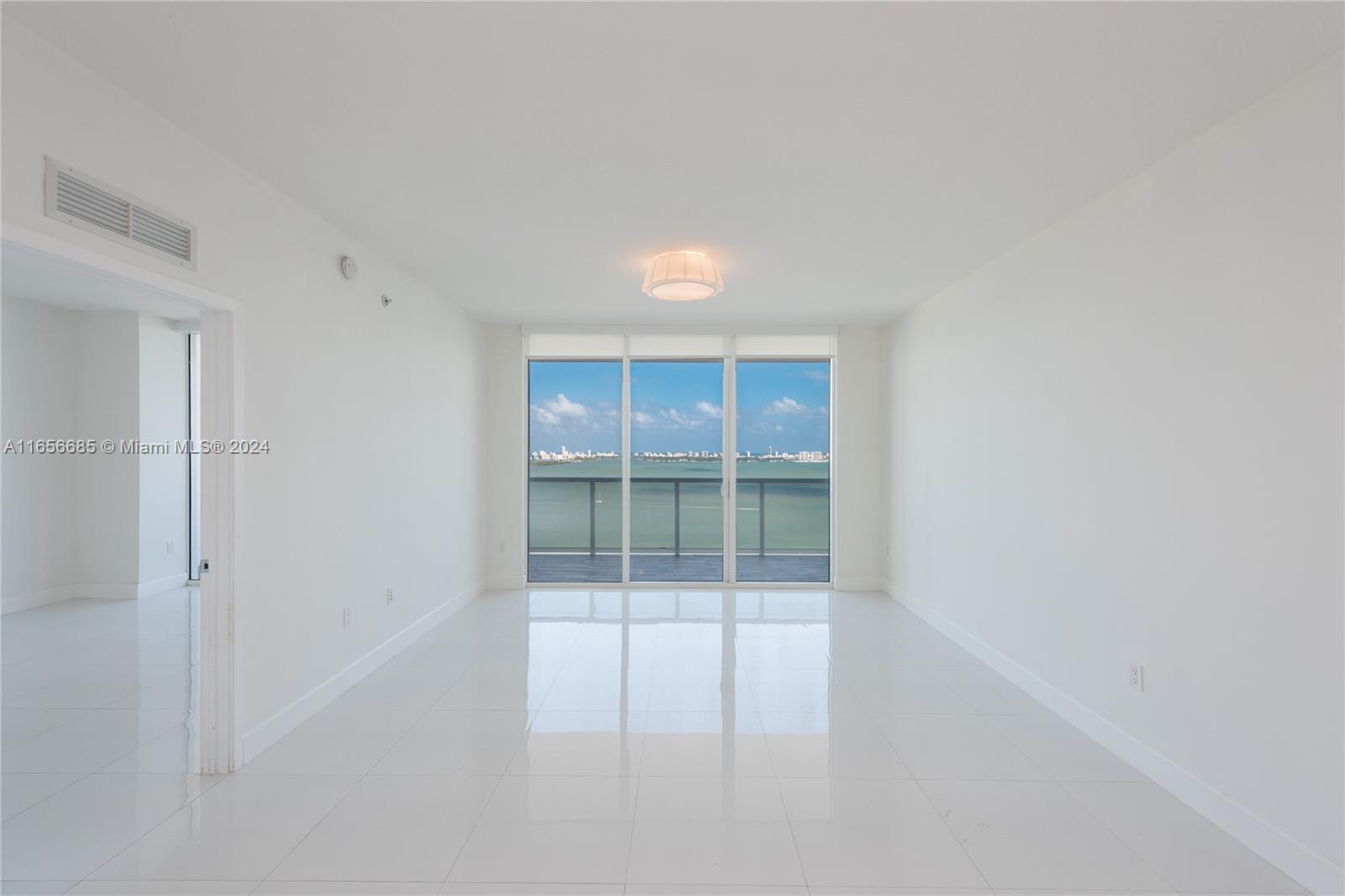 BAYHOUSE RESIDENCE - Residential Lease