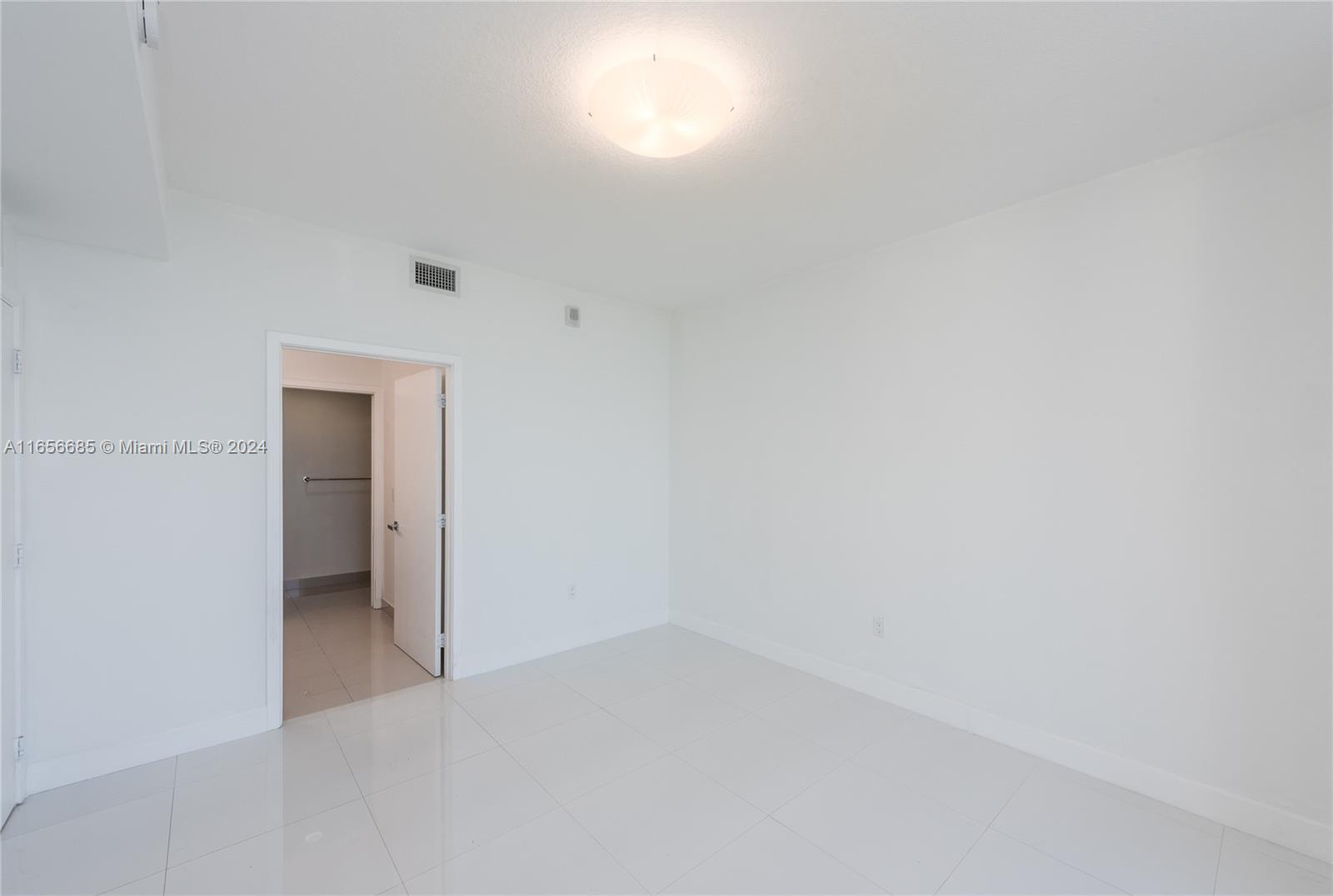 BAYHOUSE RESIDENCE - Residential Lease