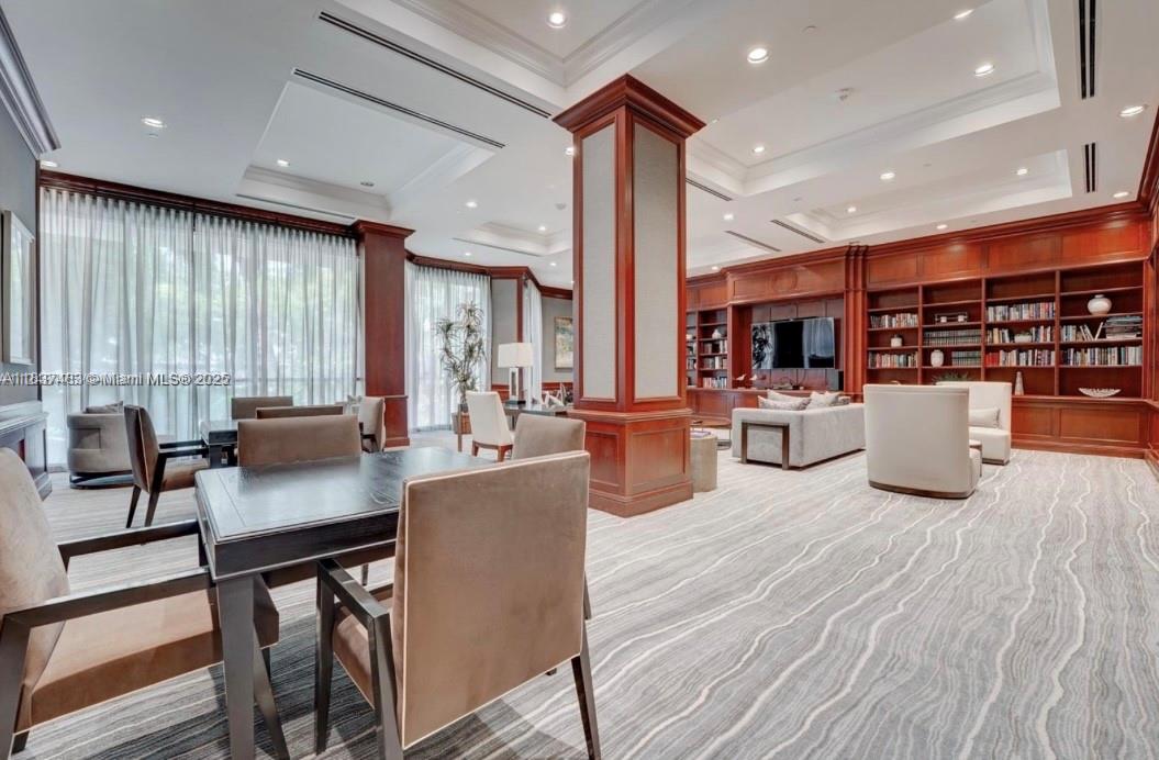 2000 ISL BLVD WILLIAMS IS - Residential Lease