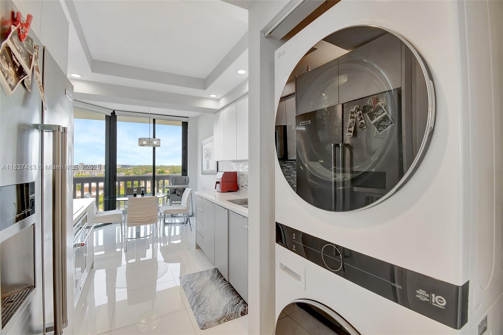 2000 ISL BLVD WILLIAMS IS - Residential Lease