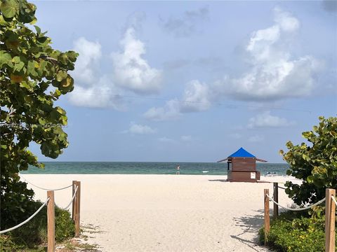 4301 Collins Ave 803 Miami Beach FL 33140