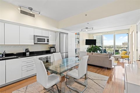 92 SW 3rd St 3409 Miami FL 33130