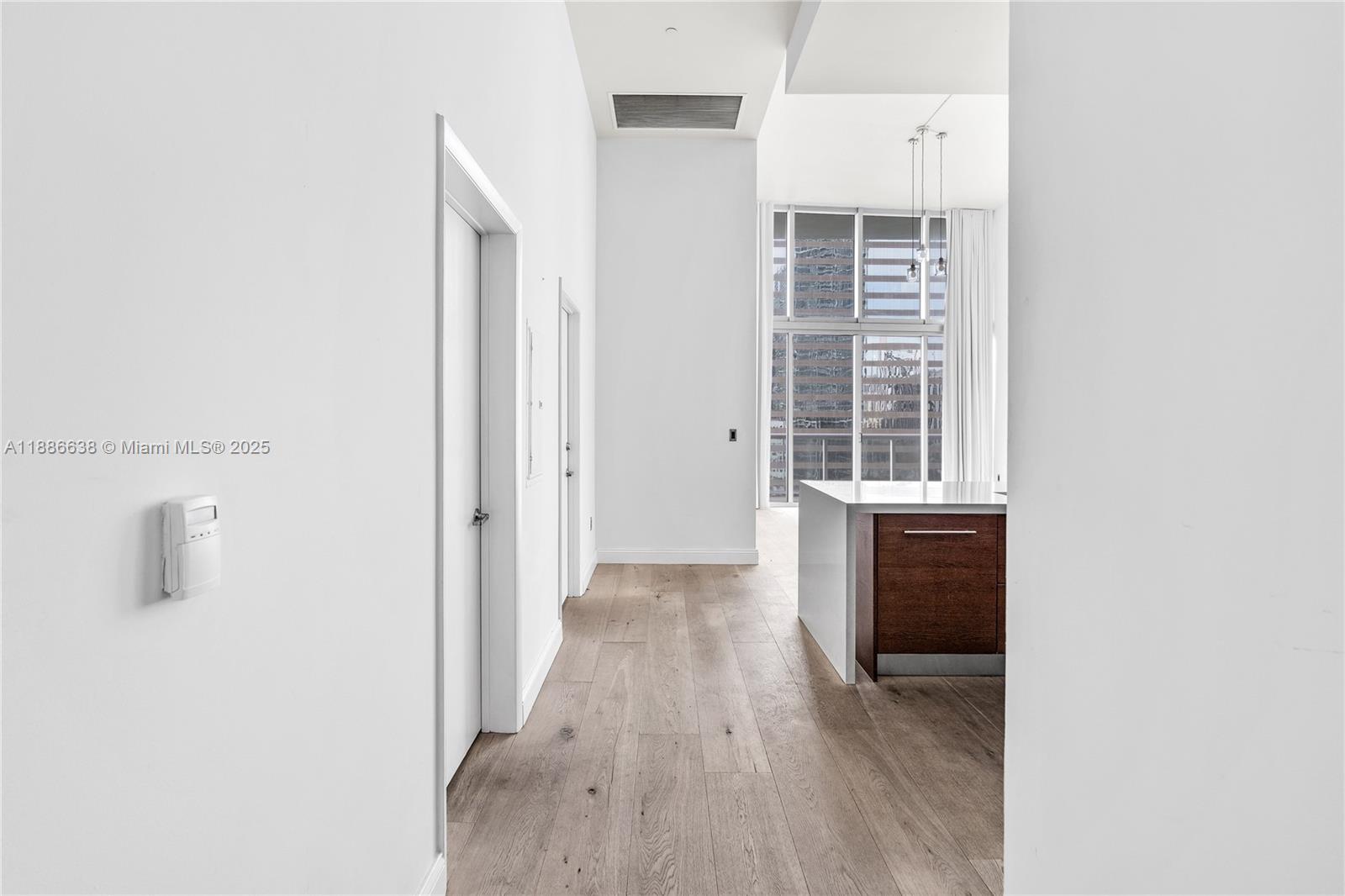 ICON BRICKELL NO TWO - Residential