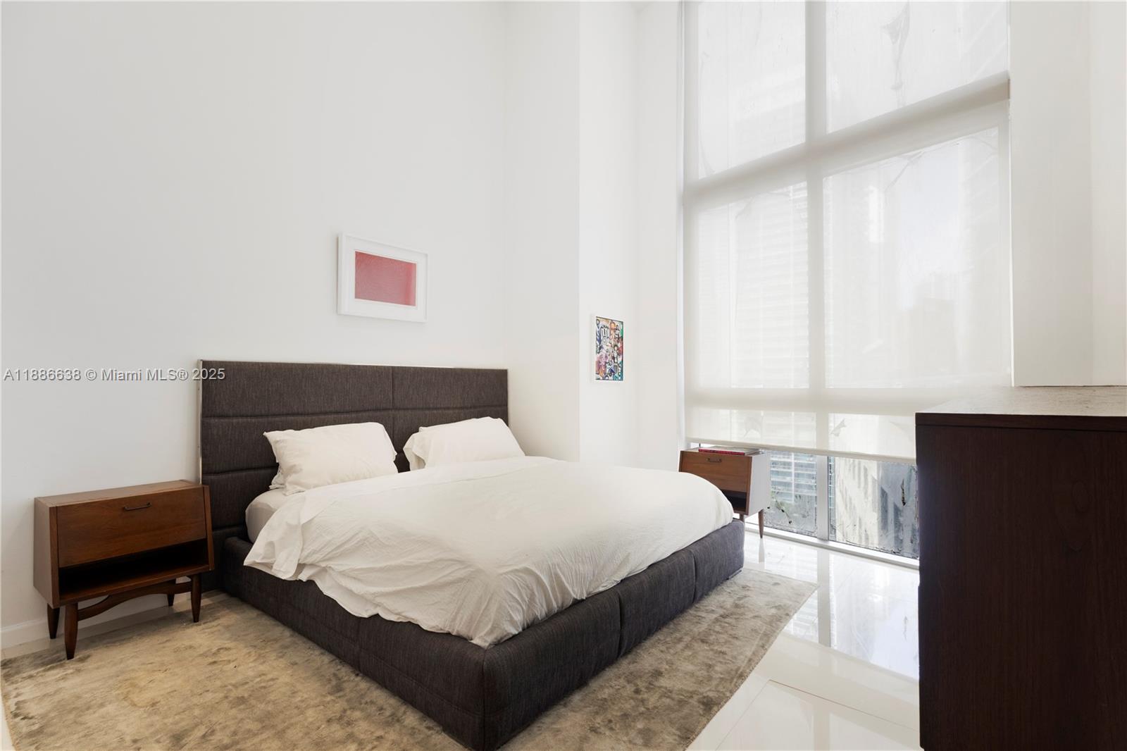 ICON BRICKELL NO TWO - Residential