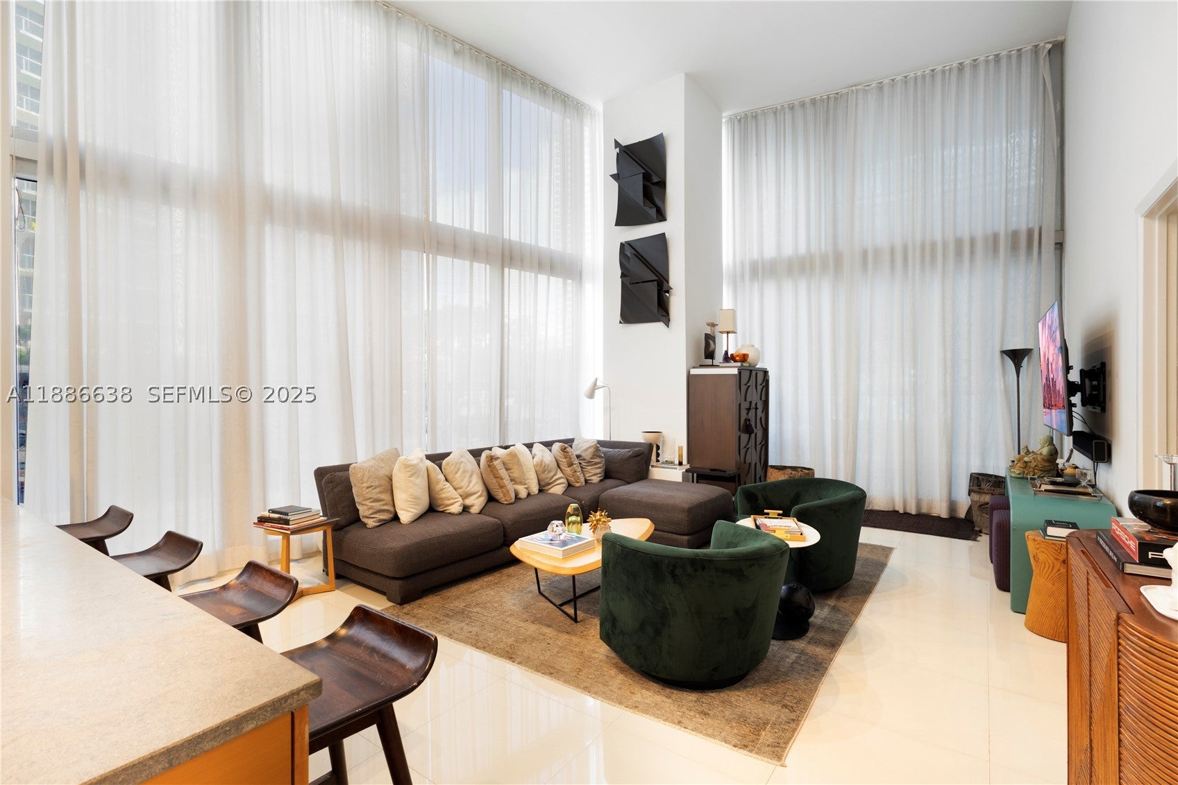 495 Brickell Ave 1510