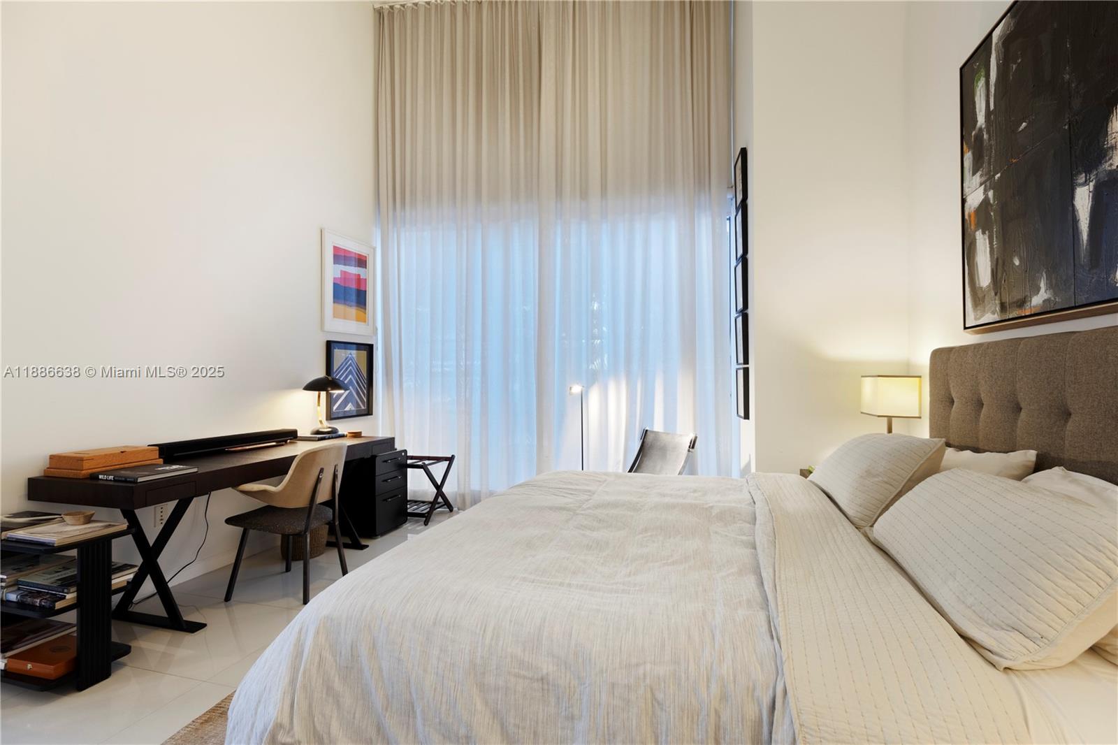 ICON BRICKELL NO TWO - Residential